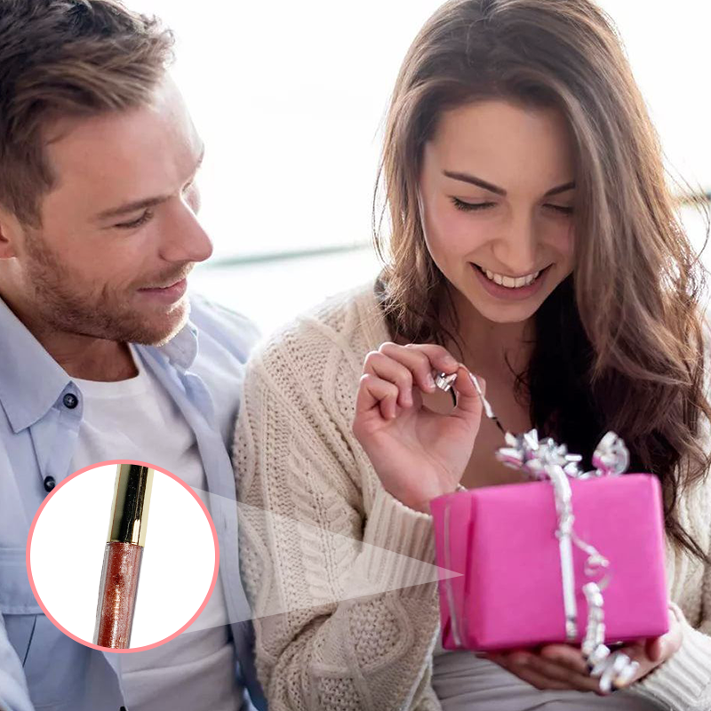 Hydrating High-Gloss Glittery Lip Gloss